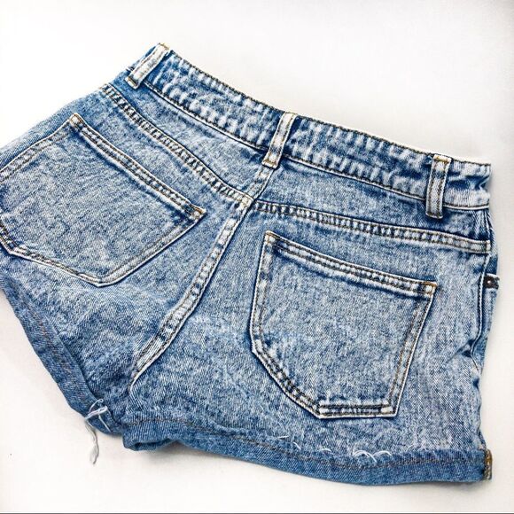 Bullhead Denim Mom Shorts Sz 3 - Picture 7 of 11